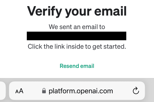 A plataforma OpenAI solicitará a confirmação do seu e-mail e enviará um link para o endereço de e-mail fornecido.